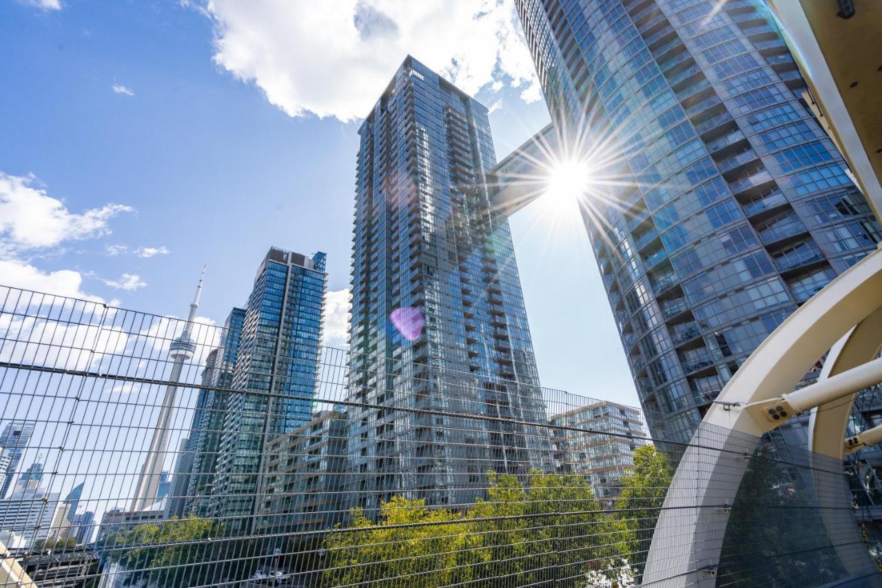 Family Oriented Downtown Toronto 2Bdrm Condo With Parking & Office Space Exterior foto